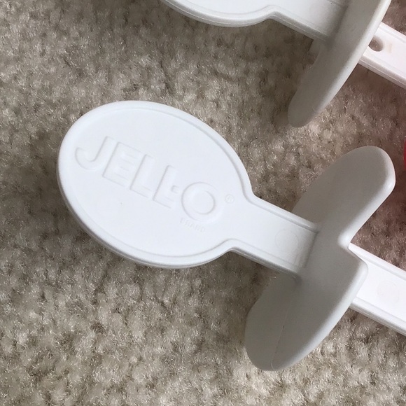 Jell-o Frozen Treat Kit, set of 6 pop sticks with instructional recipe sheet - Picture 3 of 7